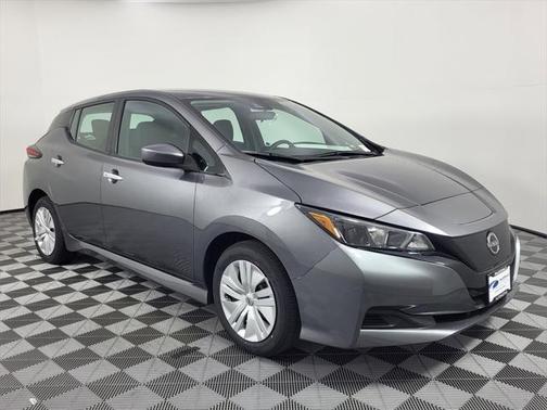 2025 Nissan Leaf S