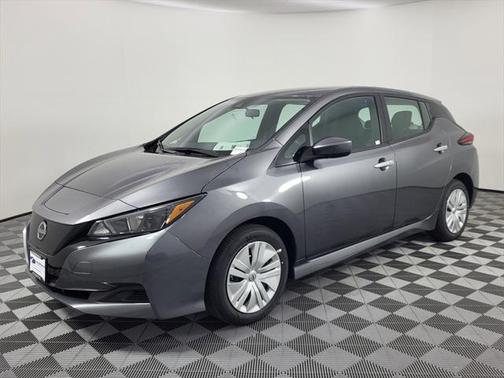 2025 Nissan Leaf S