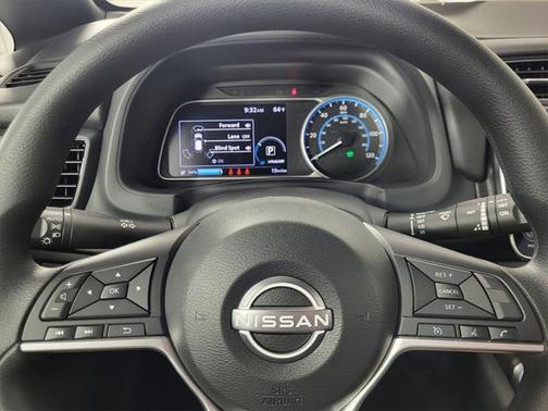 2025 Nissan Leaf S