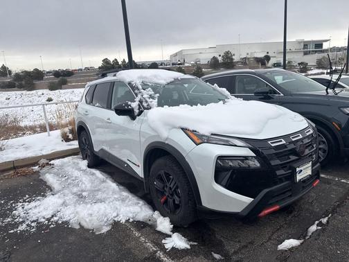 2025 Nissan Rogue Rock Creek