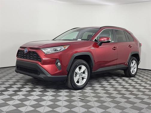 2021 Toyota RAV4 Hybrid XLE