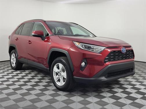 2021 Toyota RAV4 Hybrid XLE
