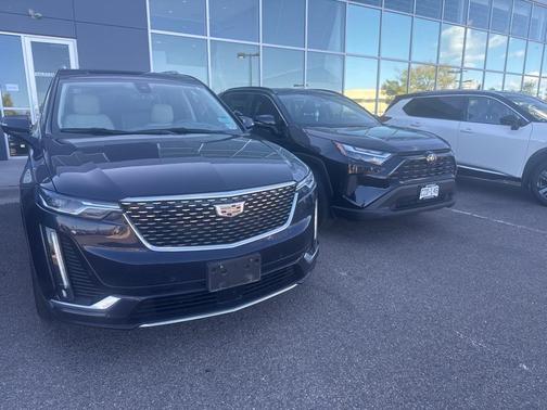 2022 Cadillac XT6 Premium Luxury AWD