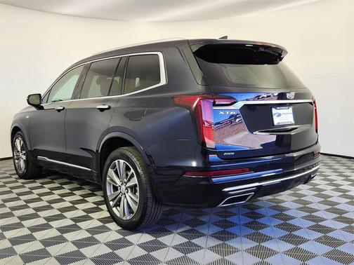 2022 Cadillac XT6 Premium Luxury AWD