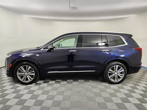 2022 Cadillac XT6 Premium Luxury AWD