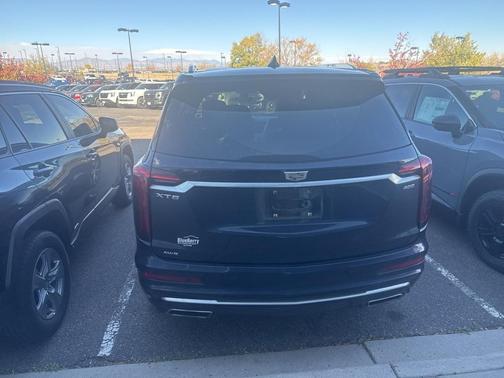 2022 Cadillac XT6 Premium Luxury AWD