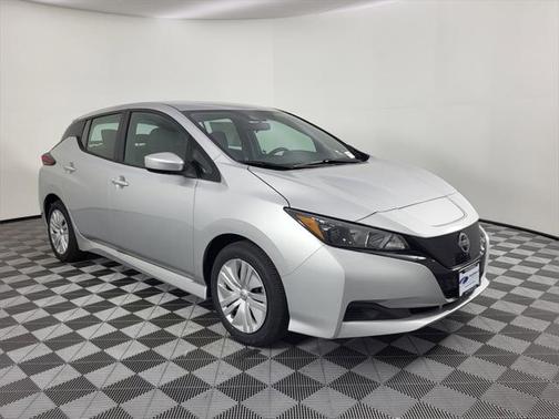 2025 Nissan Leaf S