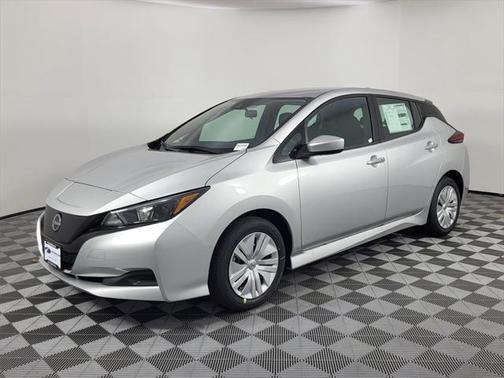 2025 Nissan Leaf S