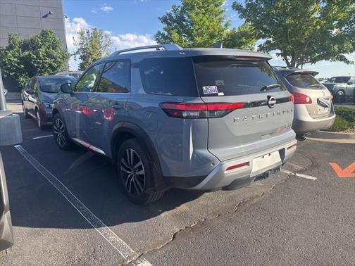 2023 Nissan Pathfinder Platinum 4WD
