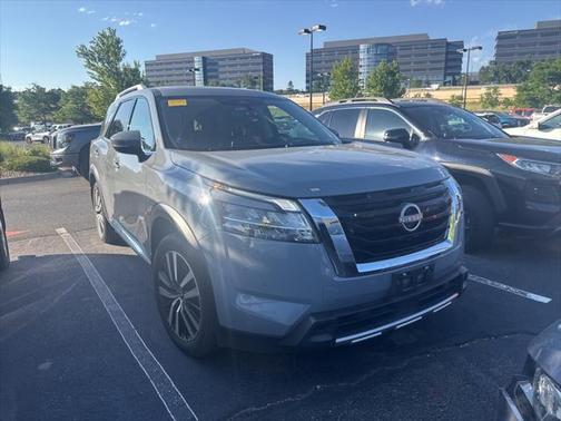 2023 Nissan Pathfinder Platinum 4WD
