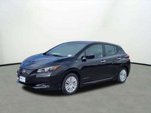 2025 Nissan Leaf S