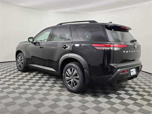 2025 Nissan Pathfinder SV 4WD