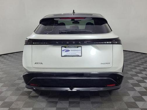 2025 Nissan ARIYA ENGAGE