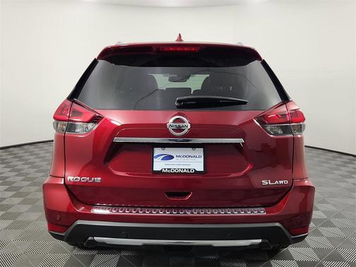 2020 Nissan Rogue SL