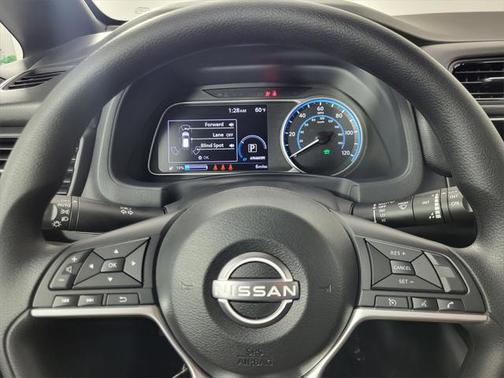 2025 Nissan Leaf S