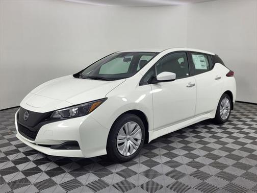 2025 Nissan Leaf S