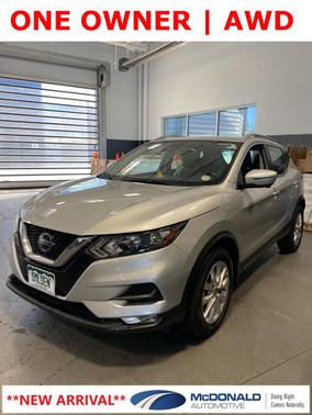 2022 Nissan Rogue Sport SV