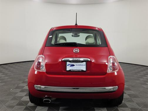 2017 FIAT 500 Lounge