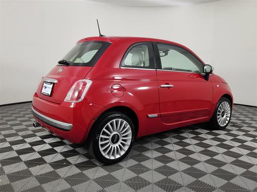 2017 FIAT 500 Lounge