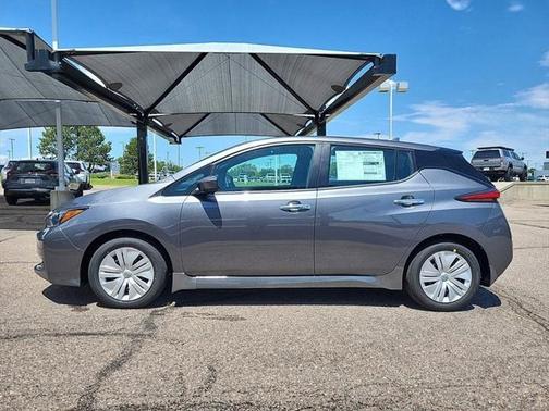 2025 Nissan Leaf S