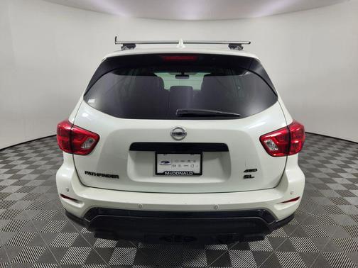 Pearl White Tricoat 2020 Nissan Pathfinder SL 4WD