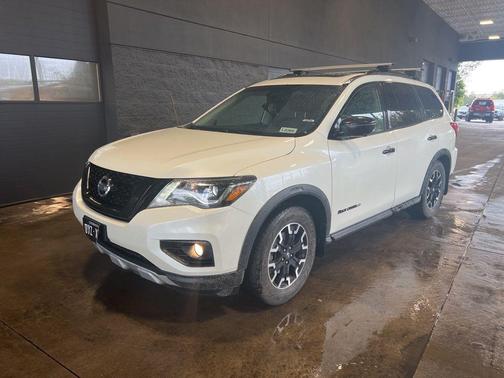Pearl White Tricoat 2020 Nissan Pathfinder SL 4WD