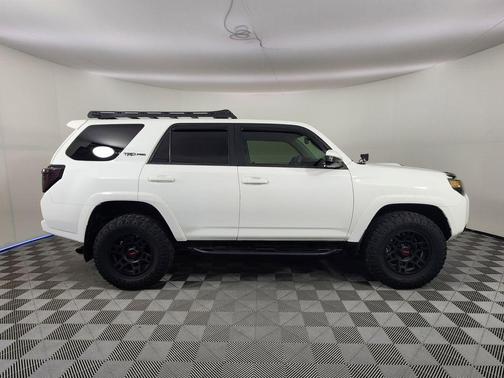Super White 2020 Toyota 4Runner TRD Pro