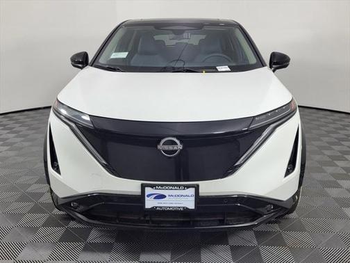 2025 Nissan ARIYA PLATINUM+