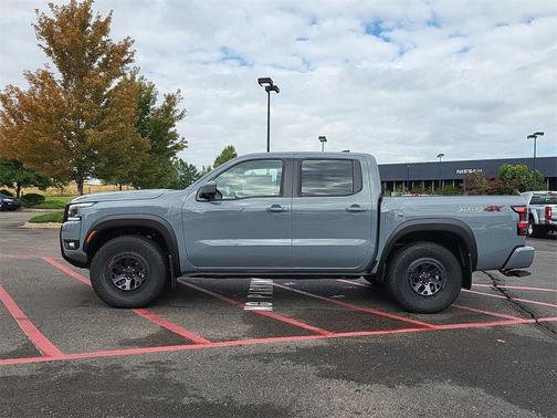 2025 Nissan Frontier PRO-4X
