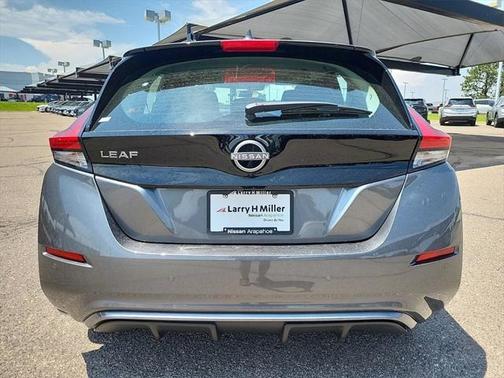 2025 Nissan Leaf S