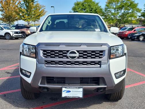 2025 Nissan Frontier SV