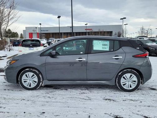 2025 Nissan Leaf S