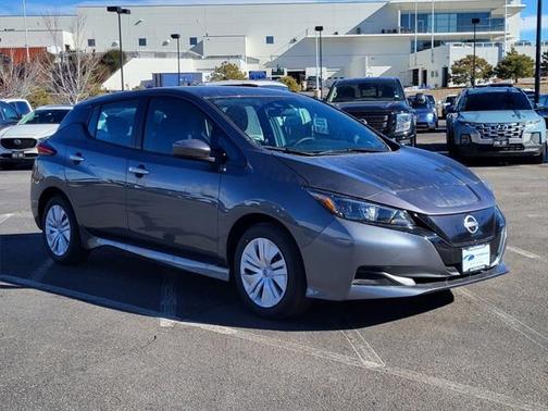 2025 Nissan Leaf S