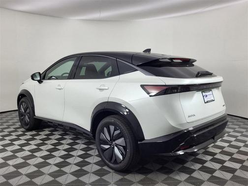2025 Nissan ARIYA ENGAGE