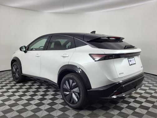 2025 Nissan ARIYA ENGAGE