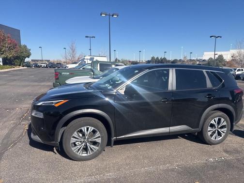 2022 Nissan Rogue SV