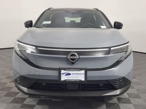 2026 Nissan Leaf PLATINUM+