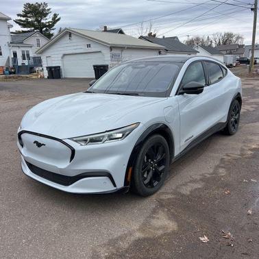 Space White Metallic 2023 Ford Mustang Mach-E Premium