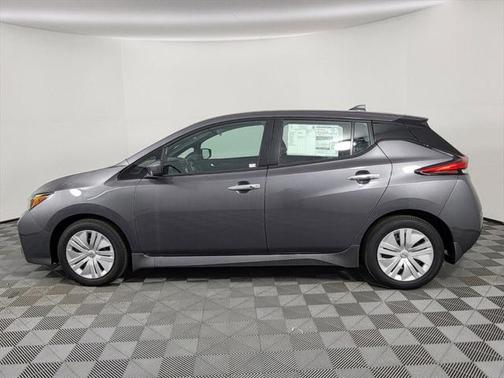 2025 Nissan Leaf S