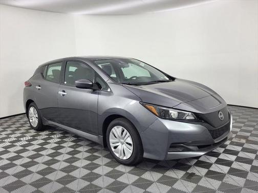 2025 Nissan Leaf S