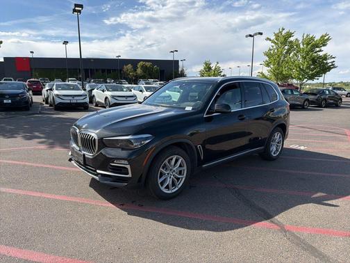 Black Sapphire Metallic 2019 BMW X5 xDrive40i