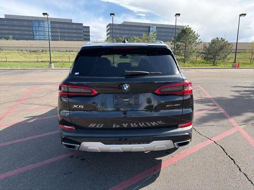 Black Sapphire Metallic 2019 BMW X5 xDrive40i