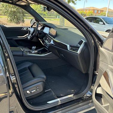 Black Sapphire Metallic 2019 BMW X5 xDrive40i