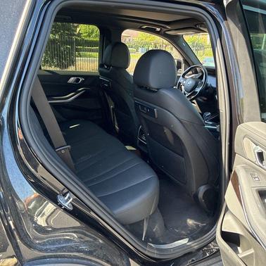 Black Sapphire Metallic 2019 BMW X5 xDrive40i