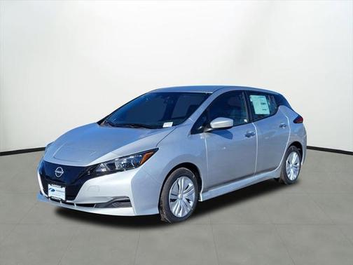 2025 Nissan Leaf S