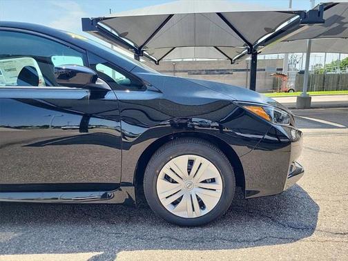 2025 Nissan Leaf S