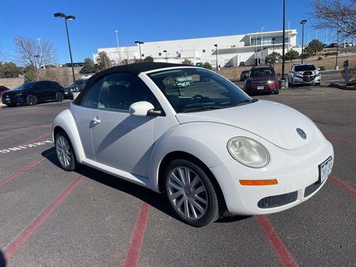 2009 Volkswagen New Beetle S