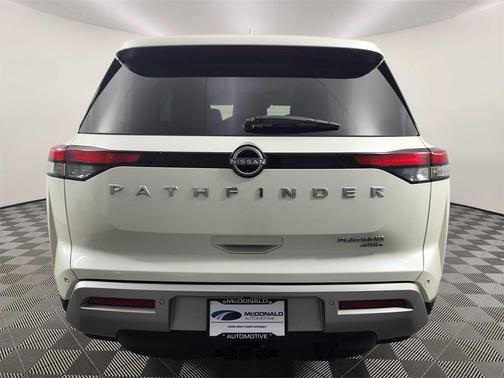 2022 Nissan Pathfinder Platinum 4WD