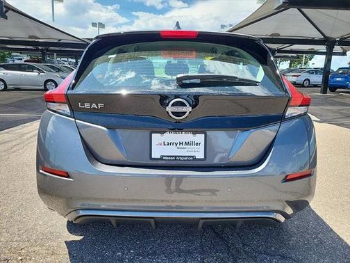 2025 Nissan Leaf S