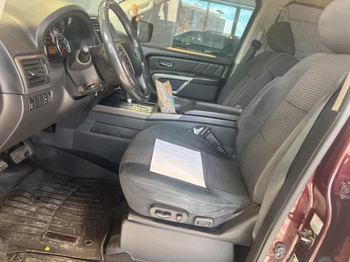 2015 Nissan Armada SV